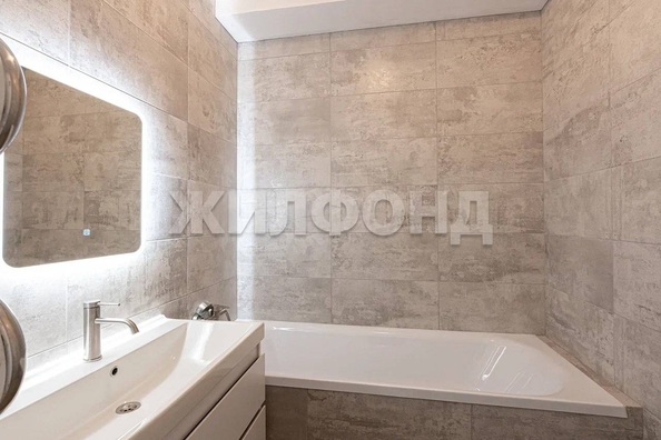 
  Продается 2-комн. квартира 52.4 м², в ЖК Аквамарин, дом 3. Фото 2.