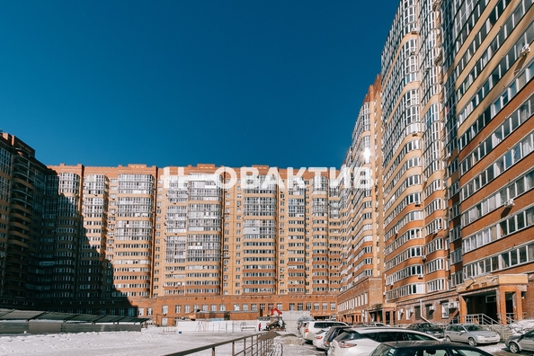 
   Продам 2-комнатную, 65 м², Дуси Ковальчук ул, 238

. Фото 13.