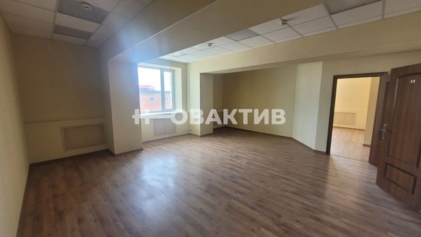 
   Продам офис, 103 м², Толмачевская ул, 21а

. Фото 10.