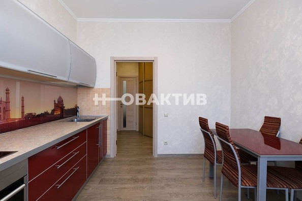 
   Продам 2-комнатную, 47.1 м², Семьи Шамшиных ул, 24

. Фото 21.