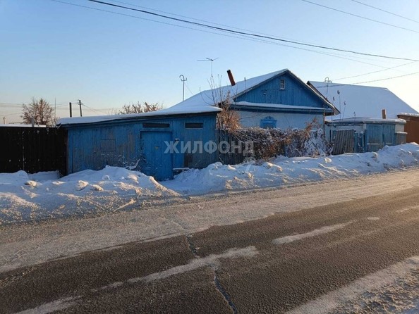 
   Продам дом, 36.2 м², Новосибирск

. Фото 3.