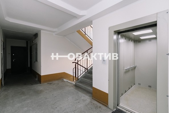 
   Продам 3-комнатную, 72.9 м², Ключ-Камышенское Плато ул, 13

. Фото 35.