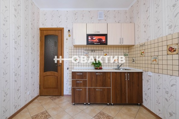 
   Продам 2-комнатную, 57.5 м², Дениса Давыдова ул, 12

. Фото 1.