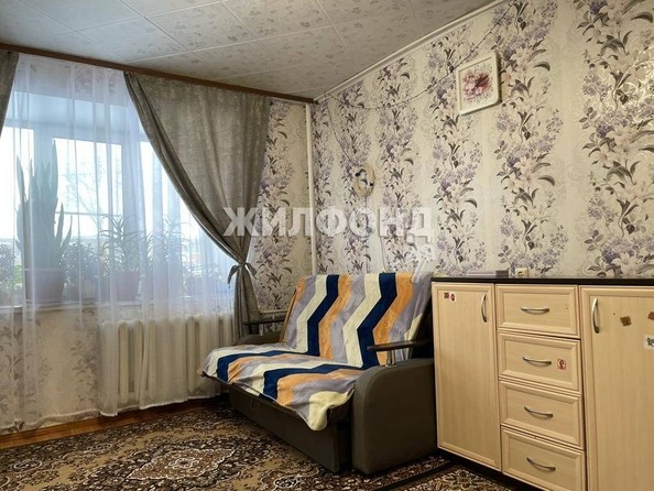 
   Продам 1-комнатную, 36 м², Петухова ул, 128/1

. Фото 3.