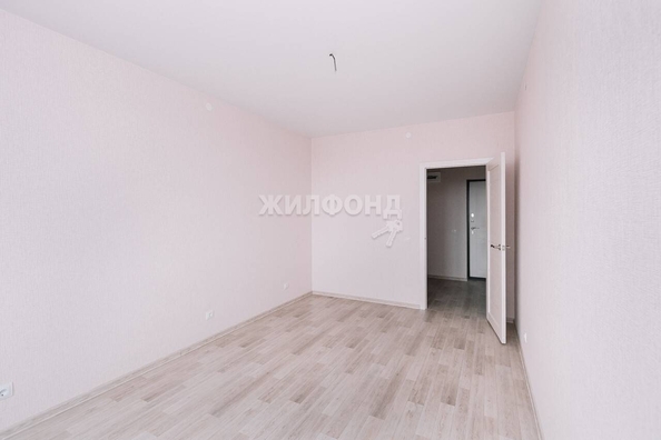 
   Продам 1-комнатную, 34.4 м², Бородина ул, 56

. Фото 4.