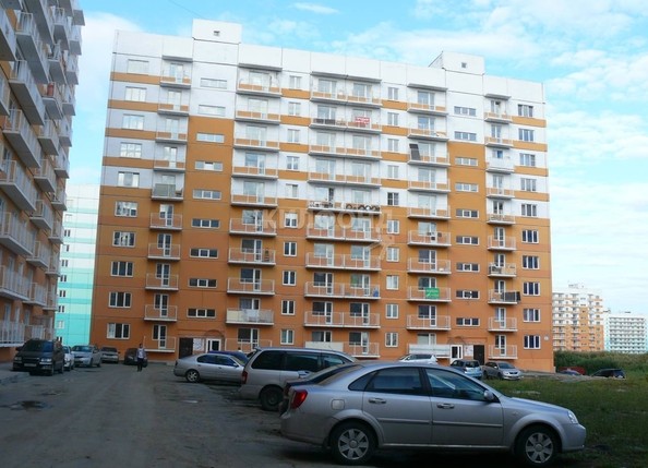
   Продам 2-комнатную, 48 м², Дмитрия Шмонина ул, 1

. Фото 10.
