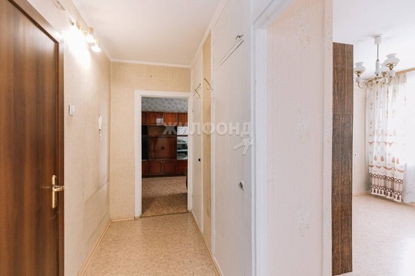 
   Продам 2-комнатную, 46.2 м², Доватора ул, 13

. Фото 11.