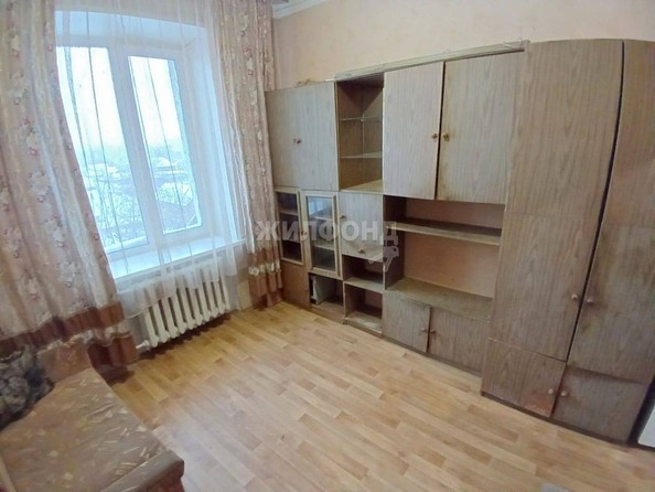
   Продам комнату, 18.1 м², Дзержинского пр-кт, 38

. Фото 5.