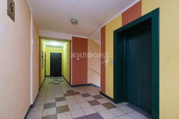 
   Продам 1-комнатную, 38.4 м², Петухова ул, 104а

. Фото 3.