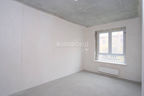 
   Продам 2-комнатную, 45 м², Михаила Перевозчикова ул, 4

. Фото 2.