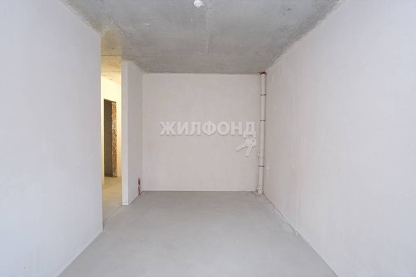 
   Продам 2-комнатную, 45 м², Михаила Перевозчикова ул, 4

. Фото 3.