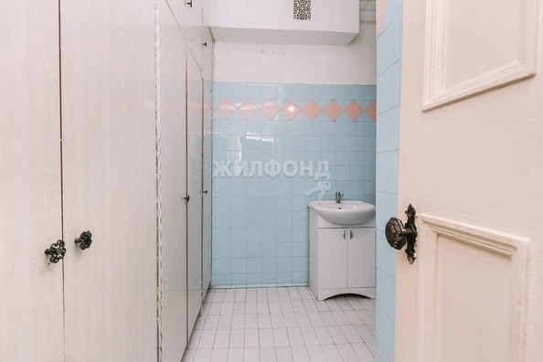 
   Продам 2-комнатную, 71.7 м², Пархоменко ул, 8

. Фото 23.