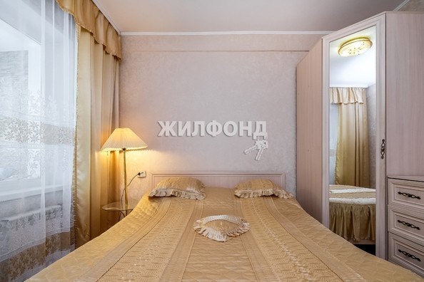 
   Продам 4-комнатную, 69.4 м², Ленинградская ул, 273

. Фото 3.