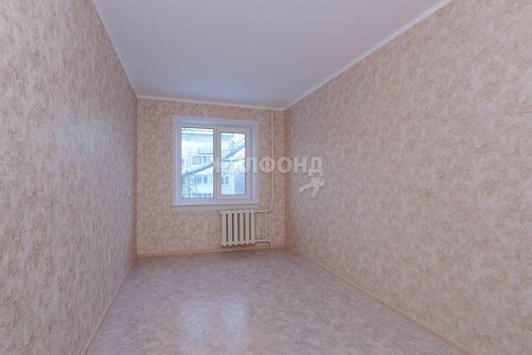 
   Продам 4-комнатную, 59.5 м², Ленинградская ул, 143

. Фото 8.
