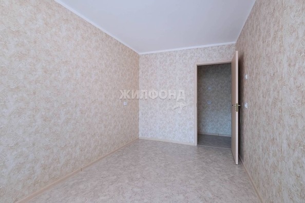 
   Продам 4-комнатную, 59.5 м², Ленинградская ул, 143

. Фото 10.