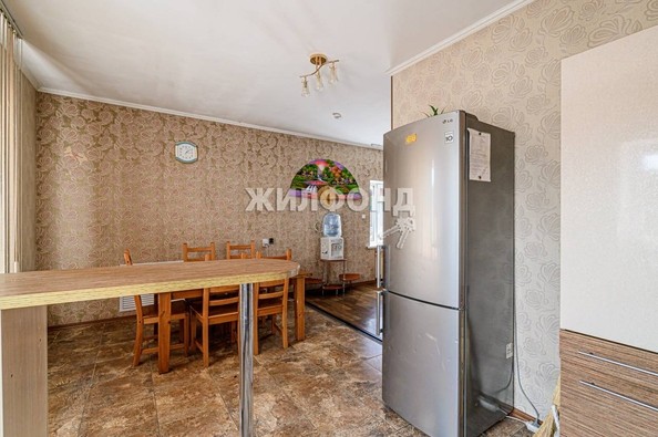 
   Продам дом, 290.1 м², Новосибирск

. Фото 29.