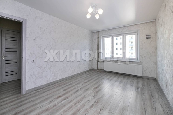 
   Продам 1-комнатную, 36.89 м², Рябиновая ул, 10

. Фото 7.