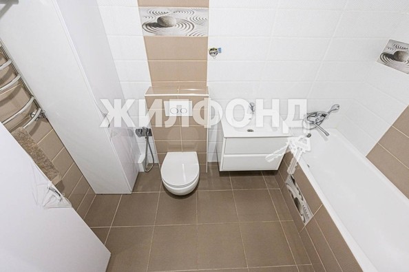 
   Продам 1-комнатную, 42.2 м², Дзержинского пр-кт, 34/2

. Фото 23.