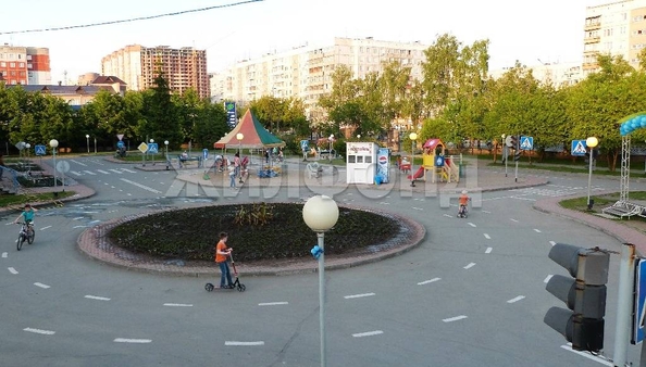 
   Продам 1-комнатную, 41.3 м², Ельцовская ул, 37

. Фото 9.