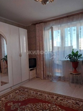 
   Продам 2-комнатную, 55 м², В. Высоцкого ул, 42/1

. Фото 3.