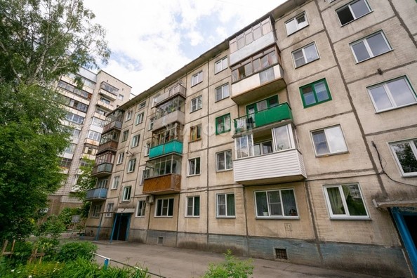 
   Продам 2-комнатную, 46.5 м², Сибиряков-Гвардейцев ул, 4

. Фото 9.