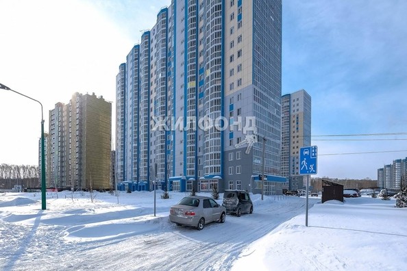 
   Продам 2-комнатную, 56.9 м², Александра Чистякова ул, 18

. Фото 22.