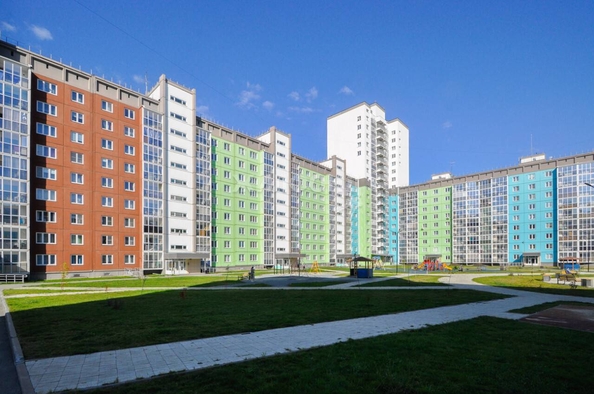 
   Продам 2-комнатную, 59.6 м², Титова ул, 252/2

. Фото 6.