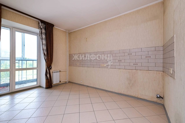 
   Продам 2-комнатную, 73.5 м², Попова ул, 11/2

. Фото 1.