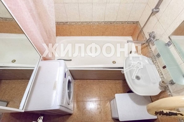
   Продам 3-комнатную, 65.9 м², Вахтангова ул, 39

. Фото 12.