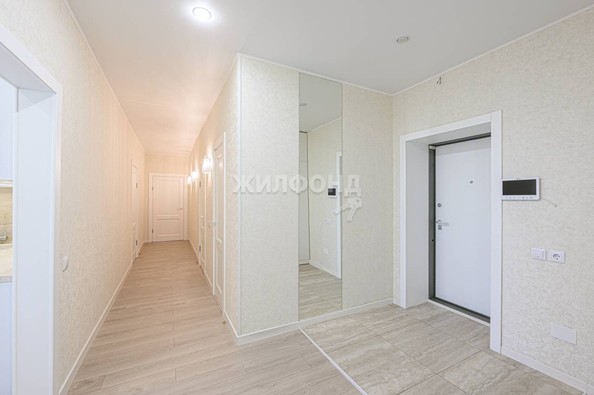 
   Продам 3-комнатную, 87 м², Красный пр-кт, 232/1

. Фото 32.