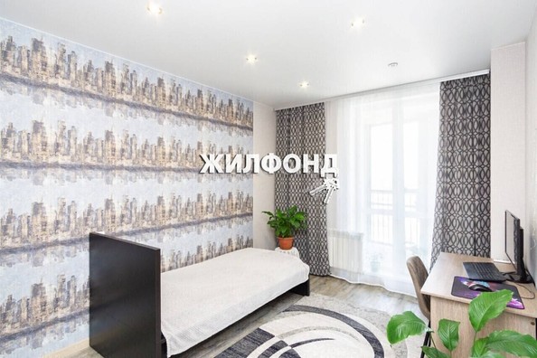 
   Продам 4-комнатную, 100 м², Дуси Ковальчук ул, 248

. Фото 14.