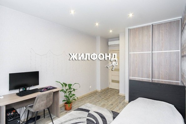 
   Продам 4-комнатную, 100 м², Дуси Ковальчук ул, 248

. Фото 15.