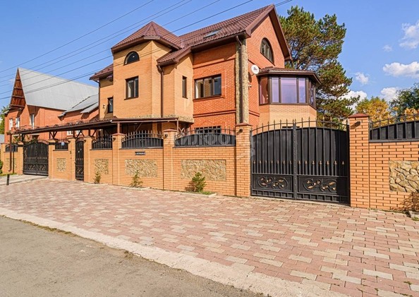 
   Продам дом, 426.8 м², Новосибирск

. Фото 6.