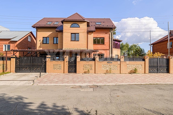 
  Продается дом, 426.8 м², Новосибирск
. Фото 3.
