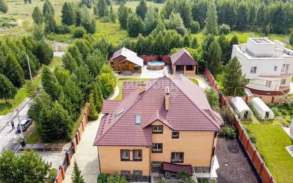 
   Продам дом, 560 м², Новосибирск

. Фото 3.