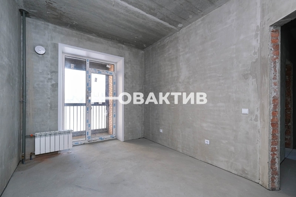 
   Продам 4-комнатную, 80 м², Фабричная ул, 65/3

. Фото 8.