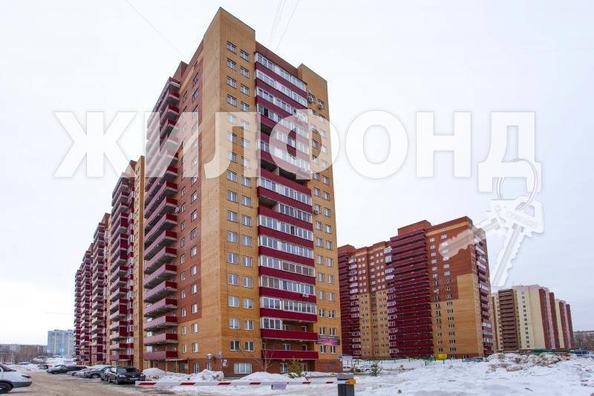 
   Продам 3-комнатную, 85.2 м², Адриена Лежена ул, 17

. Фото 2.