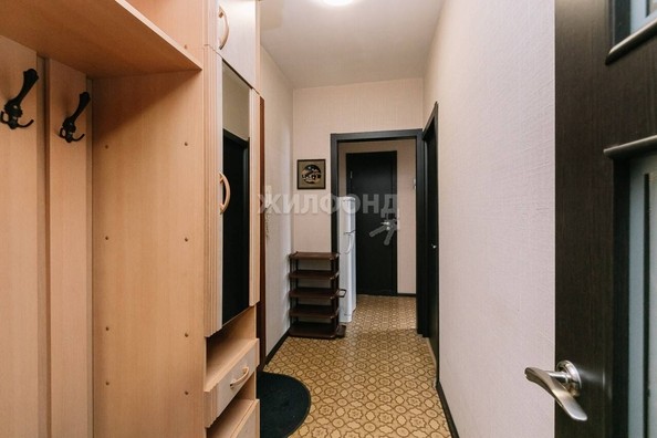 
   Продам 2-комнатную, 52.4 м², Краснообск, 220

. Фото 8.