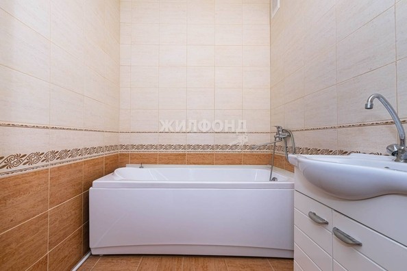 
   Продам 2-комнатную, 55 м², Виталия Потылицына ул, 11/3

. Фото 14.
