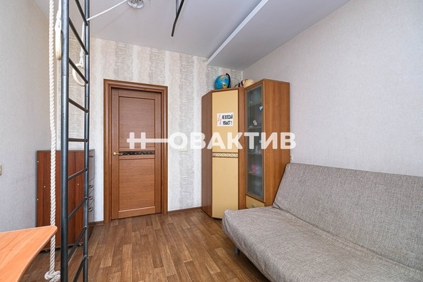 
   Продам 4-комнатную, 126.8 м², Бориса Богаткова ул, 65

. Фото 29.