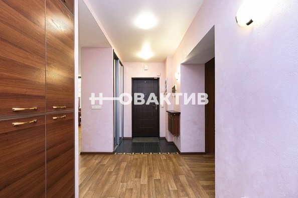 
   Продам 4-комнатную, 126.8 м², Бориса Богаткова ул, 65

. Фото 37.