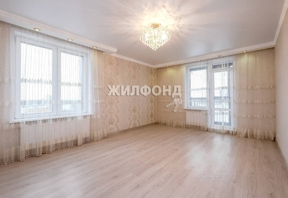 
   Продам 3-комнатную, 68.2 м², Дмитрия Шамшурина ул, 29

. Фото 1.
