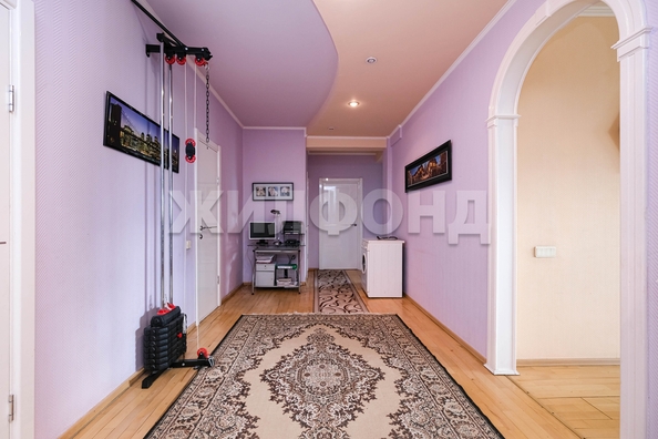 
   Продам 3-комнатную, 117.2 м², Октябрьская ул, 81

. Фото 11.