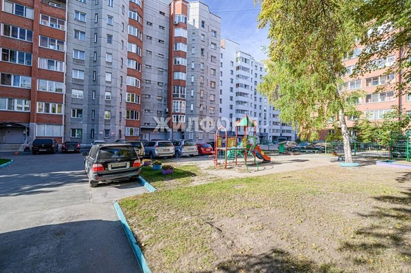 
   Продам 3-комнатную, 95.7 м², Ленинградская ул, 101/1

. Фото 14.