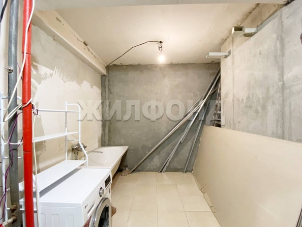
   Продам 3-комнатную, 95.7 м², Ленинградская ул, 101/1

. Фото 8.