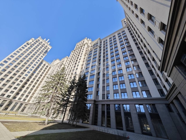 
  Продается 3-комн. квартира, 77.9 м², Красный пр-кт, д. 220
. Фото 6.