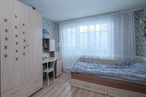 
   Продам 1-комнатную, 29 м², Забалуева ул, 12

. Фото 1.