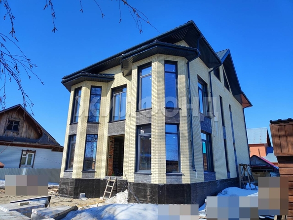 
   Продам дом, 500 м², Новосибирск

. Фото 1.