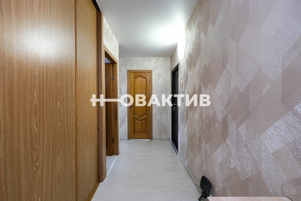 
   Продам 3-комнатную, 59 м², Бориса Богаткова ул, 270

. Фото 9.