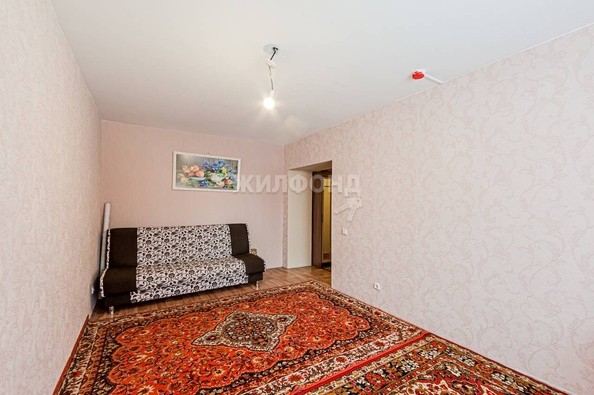 
   Продам 2-комнатную, 48.2 м², Романтиков ул, 4

. Фото 3.
